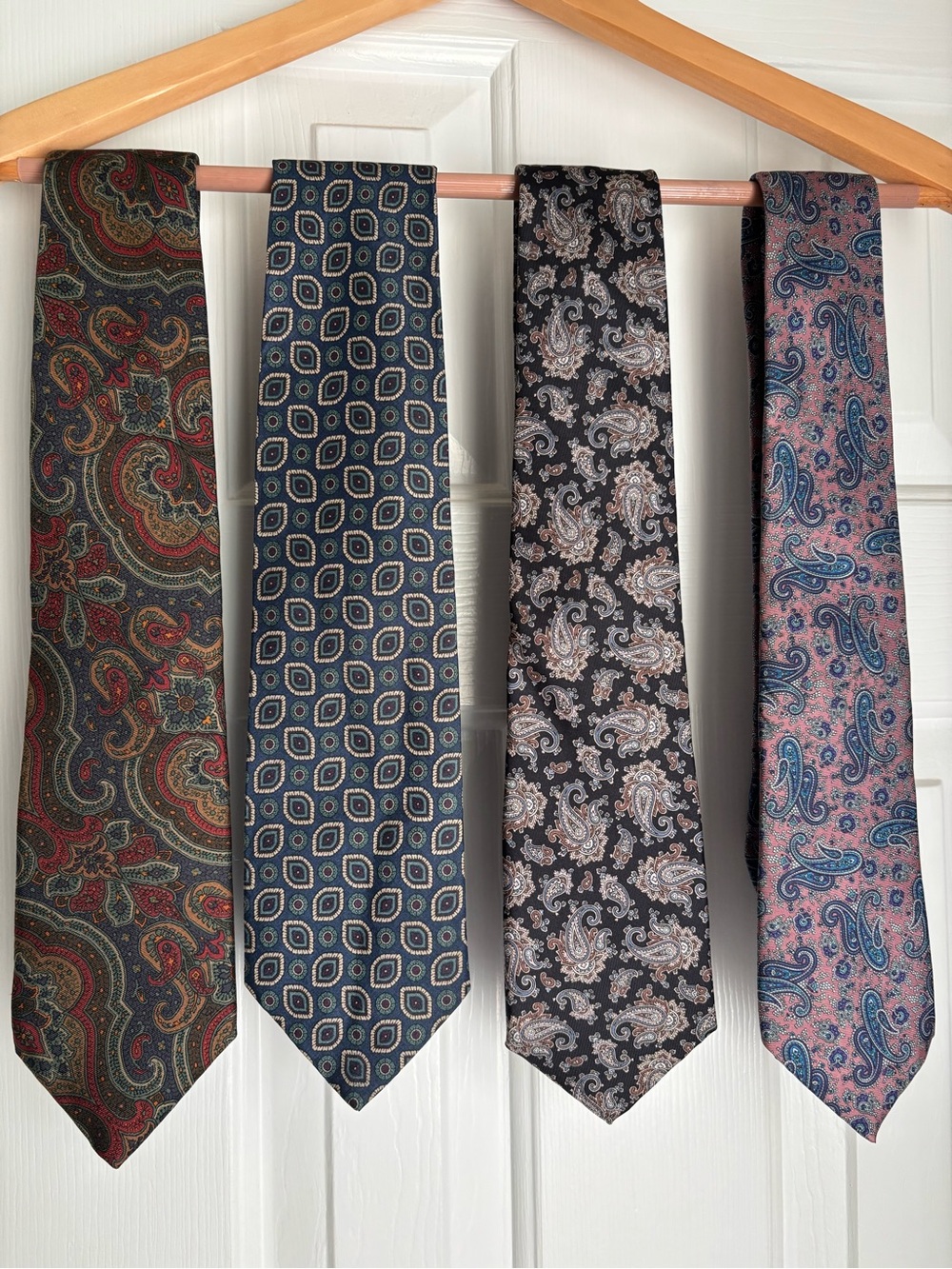 Assorted Vintage Men's Paisley and Geometric Silk Ties